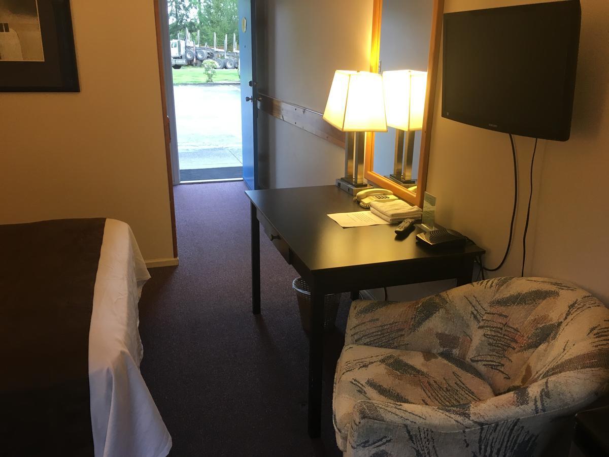 Fuller Lake Chemainus Motel Dış mekan fotoğraf