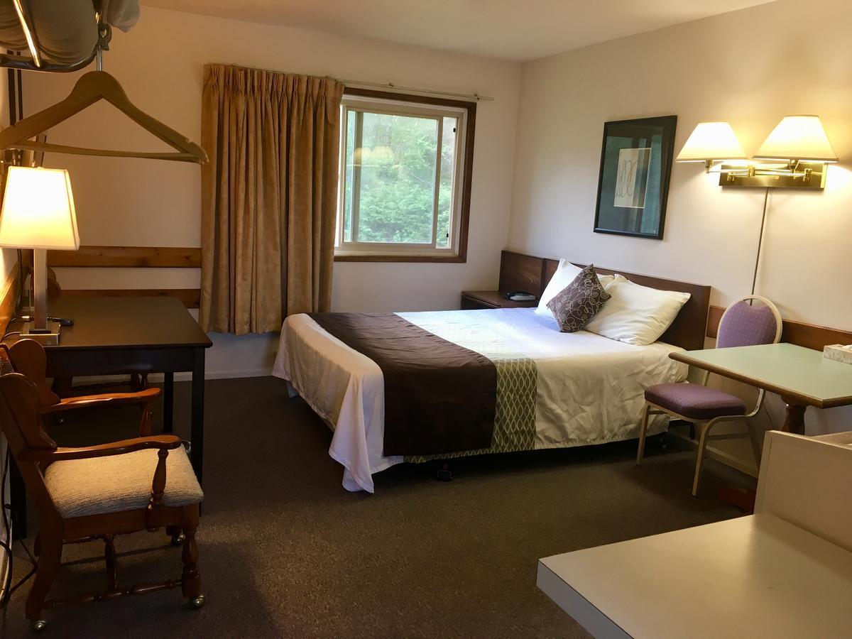 Fuller Lake Chemainus Motel Dış mekan fotoğraf
